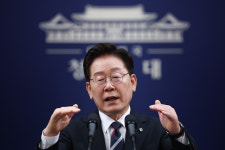 [속보] 이 대통령 “트럼프, 북·미 대화 어떻게 해야할 지 답답해 한다”