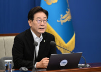 이 대통령, 이재용 회장과 비공개 회동…비수도권 지역 반도체 투자 막판 조율