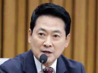 장동혁 자의 반 타의 반 당원주권정당?…원내세력 없어 원외·당원에 집중하나