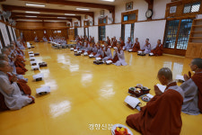 나를 버리고 부처에게 가는길···‘비구니 교육도량’ 청도 운문사 승가대학의 하루