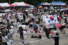 [속보]대한체육회, 경찰 도움으로 ‘봉쇄 시위’ 올공 경기장 진입 시도