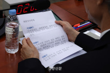 초유의 ‘대법원장 국감’…조희대 “국회가 대법관 제청 간섭하면 위헌” 작심 발언