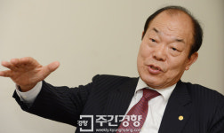 농업회사법인 영진하이덕스(주) | [인터뷰]서울도시농업박람회 위원장 김영진 전 농림부 장관 “도시농업을 하면 건강해집니다”