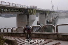 [광복 70년 역사르포](34) 4대강 강천보… 과학을 정치로 오염시킨 애물덩어리 건조물