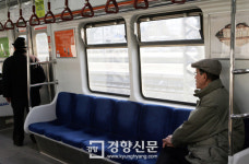 경로우대 무임승차 “어찌하오리까”