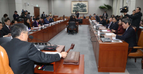 [표지이야기]지방의회가 바로서야 나라가 바로선다