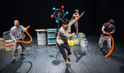 [문화캘린더]정크, 클라운-폐품을 활용한 한바탕 놀이 무대