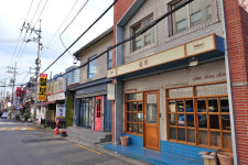 남영동-검은 벽돌 건물, 그곳의 악몽을 기억하며[골목 내시경]