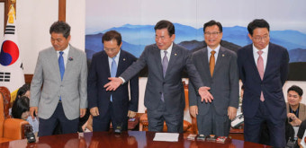 선거제 개편, 고양이에게 생선 맡긴 격