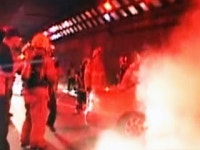 정릉터널에서 승용차 화재...인명피해 없어