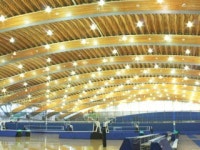 국내 최대 나무 지붕 빙상경기장