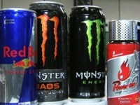 [중점] 에너지음료 카페인 과다 함유...청소년 안전성 논란