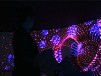 빛으로 체험하고 소리로 즐기세요!