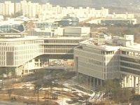 세종시로 행정 중심축 이동