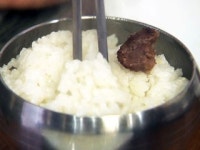 밥심은 옛말...쌀밥 섭취 줄고, 술 늘어