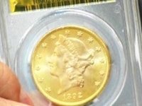 美 부부, 뒤뜰서 107억 상당 옛 금화 횡재