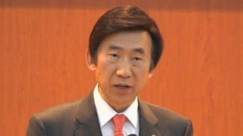 윤병세, 일본 교과서 검정결과 '단호조치' 시사