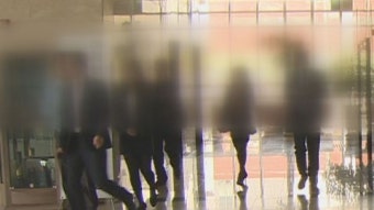 검찰 수사관이 한국선급 압수수색 미리 알려줘