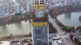 제2 롯데월드 저층부는?