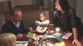 한국의 맛 전해요!...입양인들의 식당