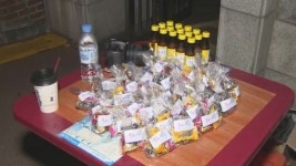 수능 앞둔 부산 중앙여자고등학교 앞