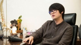 원인모를 만성두통, 자세교정으로 해결