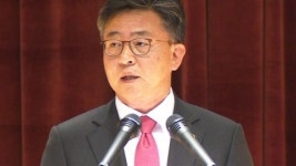 홍용표 통일부 장관, 북과 대화 필요할 땐 유연성 발휘