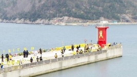 참사 1주기...진도항에서 합동 추모식