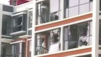 중국 허베이 성 폭죽 공장 폭발...21명 사망