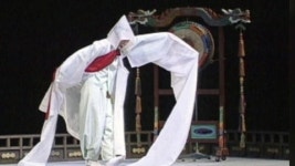 한국 춤의 거목 이매방 명인, 춤과 함께 스러지다