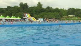 도심 물놀이장 북적...폭염 모레 누그러져