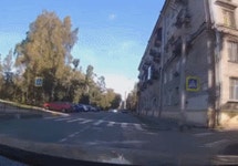 [SNS 세상] 운전 중 휴대전화 사용…한 치 앞도 못 봄