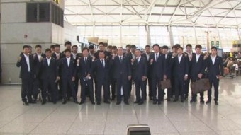 야구 대표팀 출국...모레 일본과 '프리미어12' 개막전