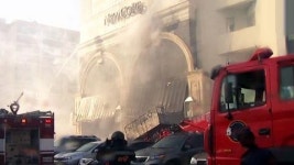 강남 뉴코아 아웃렛에서 불...700명 대피