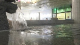 자연 용출수가 펑펑...다시 주목받는 수안보 온천