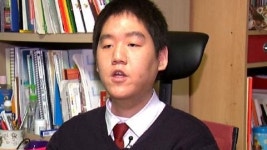 혼자 못 서는 장애 딛고 의대생 우뚝