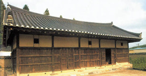 [경주 최부잣집] “백리 안에 굶는 이가 없게 하라”