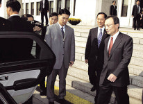 이해찬 “좋은 게 좋다” 와 싸운다