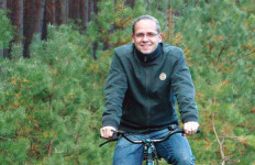 [아르민 슈미트] 동·서독 접경지대, 평화의 모텔