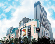 연말 저녁, 롯데의 수상한 몸놀림