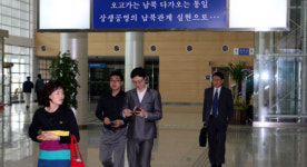 극단에 선 남과 북, 대화 가능성은 남아