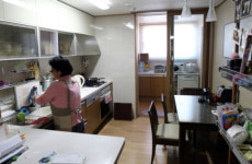 ‘스위트 홈’ 만드는 가사도우미의 쓰디쓴 노동