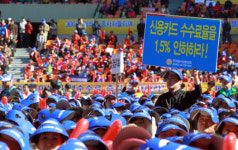 카드사만 좋은 ‘신용사회’