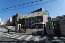 늘어나는 학생 줄어드는 기회