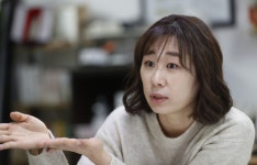 희정, 응답을 기다리는 이들에게 닿기 위하여 [21WRITERS①]