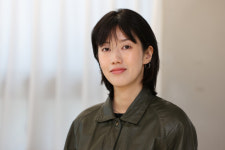 “만화를 그리면서 나를 더 좋아하게 됐어요”<좁은 방> 최성민