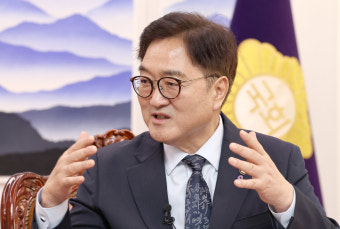 우원식 “국회의장이 개헌 꺼내면 실제 개헌이 돼야 하지 않겠나”