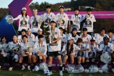 그 선수가 옷 속에 공을 넣은 까닭… 덕후들이 꼽은 ‘여축’ 그 순간들