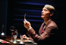 [추석특집 | 긴 연휴 ‘방콕’ 친구] 빨간 날 뒤에 또 빨간 날! 미드, 웹툰, 책 몰아 보기