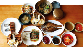 [김민경의 미식세계] 누군가에게는 사무치게 그리웠을 가족의 맛